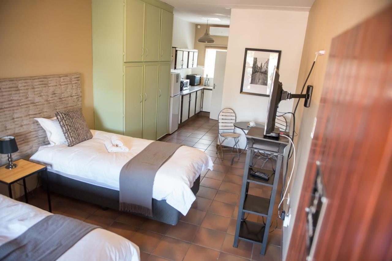 Melrose Place Guestrooms Potchefstroom Exterior foto